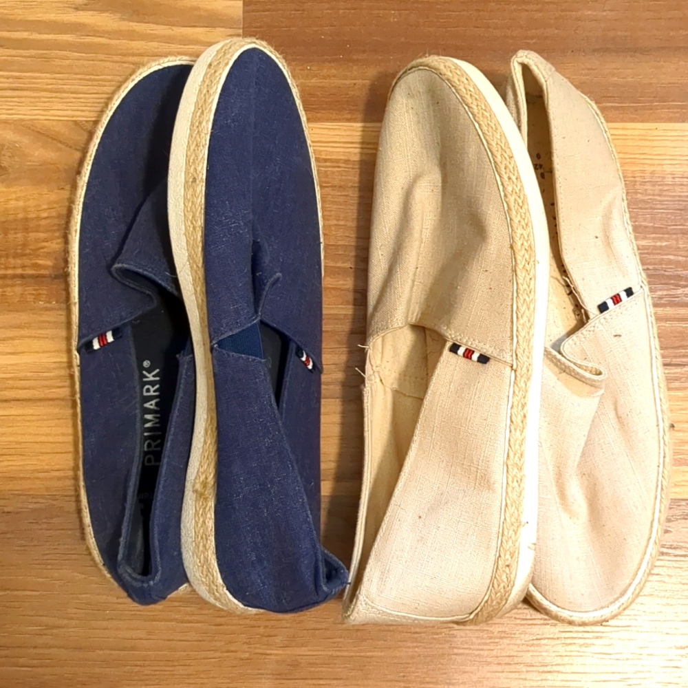 Blue and beige men's flats